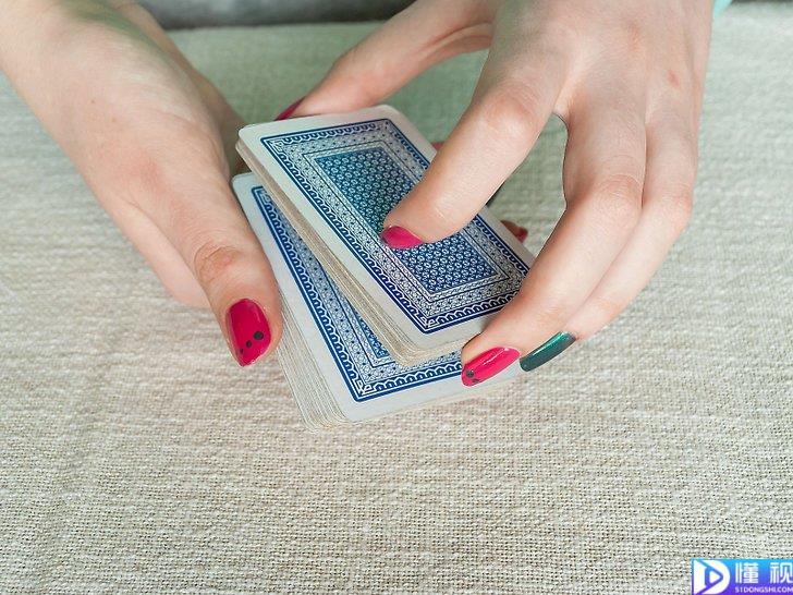 法来玩纸牌戏法开元棋牌7种方(图8)