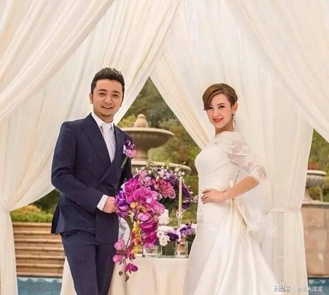 翻译官42岁尼格买提无儿无女开元棋牌试玩母亲是演员再婚嫁(图11)