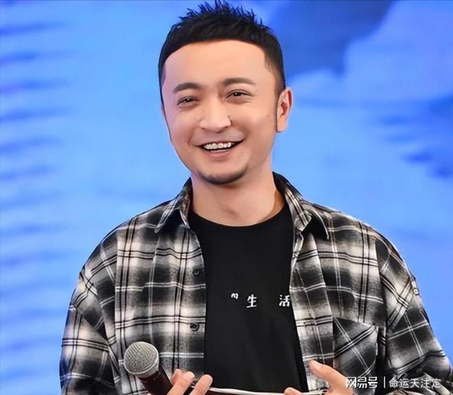 翻译官42岁尼格买提无儿无女开元棋牌试玩母亲是演员再婚嫁(图18)